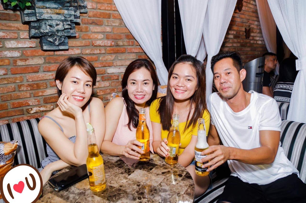 The Lily Hostel & Coffee ホーチミン市 エクステリア 写真